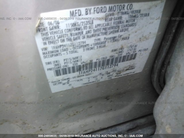 1FAHP24117G112794 - 2007 FORD FIVE HUNDRED SEL SILVER photo 9