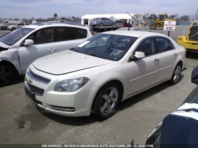 1G1ZC5E09CF366165 - 2012 CHEVROLET MALIBU 1LT 白色 照片 2