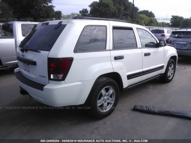 1J4HR48N55C696550 - 2005 JEEP GRAND CHEROKEE LAREDO/COLUMBIA/FREEDOM 白色 照片 4