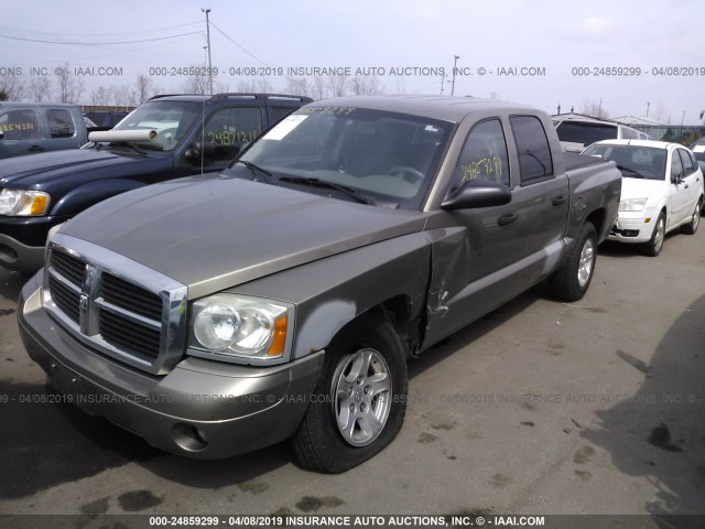 1D7HE48K07S117597 - 2007 DODGE DAKOTA QUAD SLT GOLD photo 2