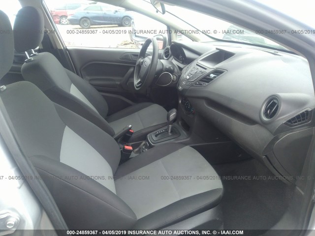 3FADP4AJ3FM224970 - 2015 FORD FIESTA S SILVER photo 5