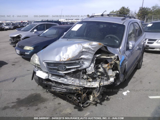 KNDJD733355469102 - 2005 KIA SORENTO EX/LX SILVER photo 2