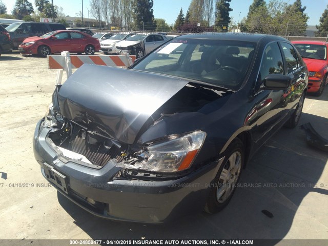 JHMCN36495C011934 - 2005 HONDA ACCORD HYBRID GRAY photo 2