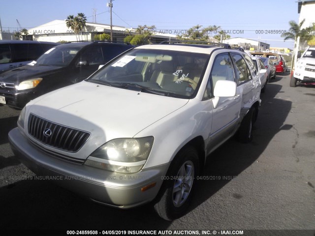 JT6HF10U0Y0158609 - 2000 LEXUS RX 300 WHITE photo 2