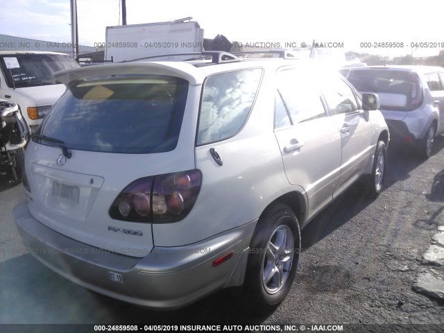 JT6HF10U0Y0158609 - 2000 LEXUS RX 300 WHITE photo 4