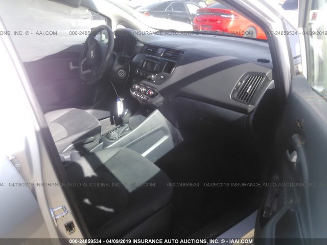 KNADM4A37F6442931 - 2015 KIA RIO LX SILVER photo 5