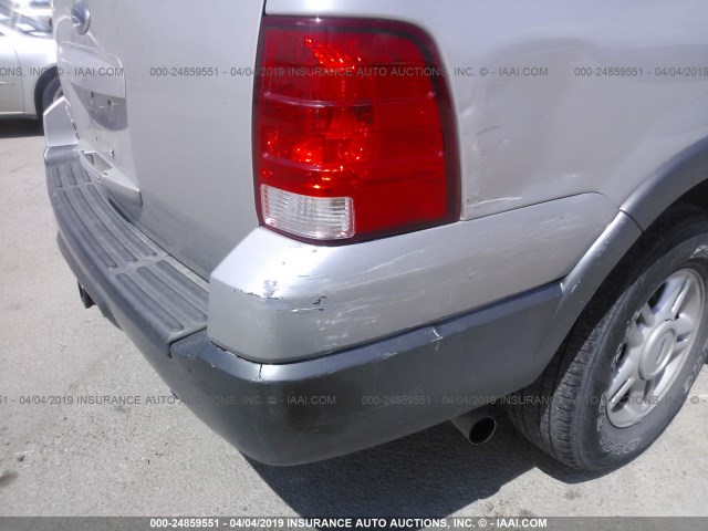 1FMPU15535LA13825 - 2005 FORD EXPEDITION XLT SILVER photo 6