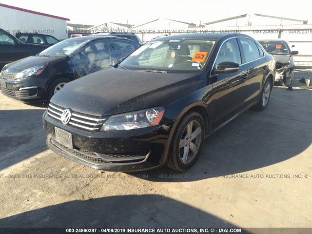 1VWBH7A3XDC093372 - 2013 VOLKSWAGEN PASSAT SE BLACK photo 2