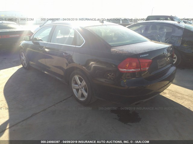 1VWBH7A3XDC093372 - 2013 VOLKSWAGEN PASSAT SE BLACK photo 3