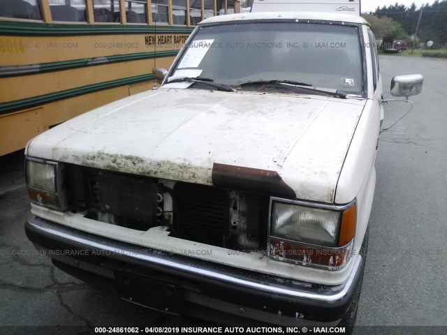 1FMCU14T4KUA65601 - 1989 FORD BRONCO II WHITE photo 6