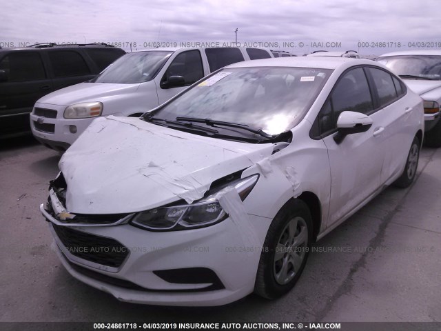 1G1BC5SM6J7151259 - 2018 CHEVROLET CRUZE LS WHITE photo 2