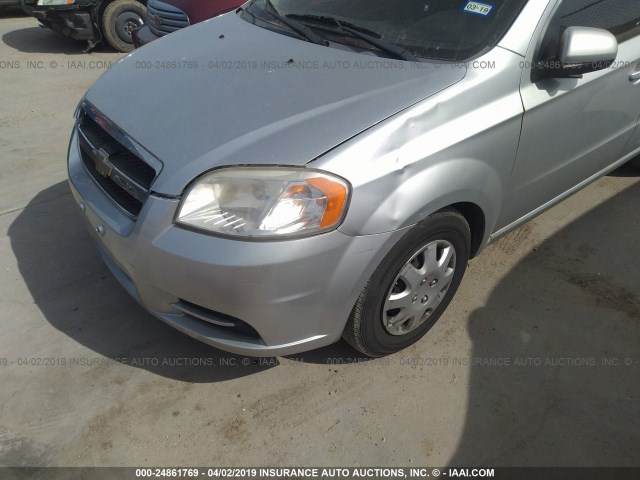 KL1TD5DE1BB197084 - 2011 CHEVROLET AVEO LS/LT Gümüş foto 6