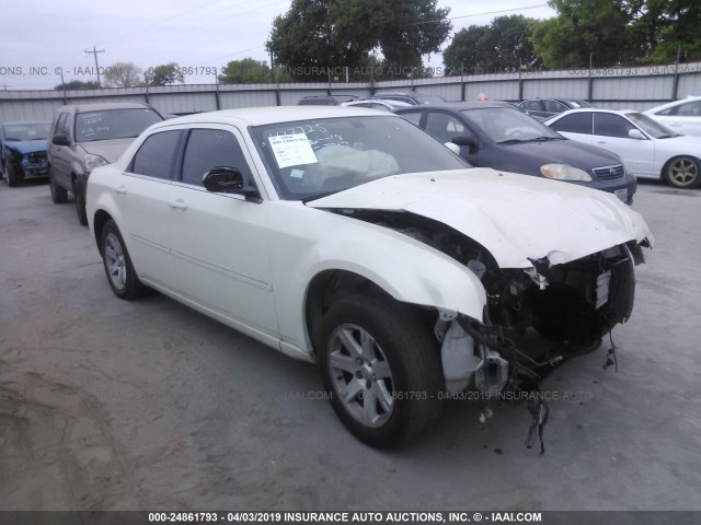 2C3LA43R97H807154 - 2007 CHRYSLER 300 WHITE photo 1