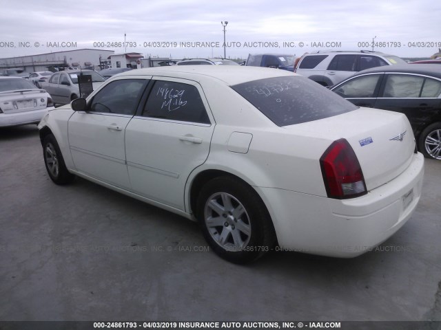 2C3LA43R97H807154 - 2007 CHRYSLER 300 WHITE photo 3