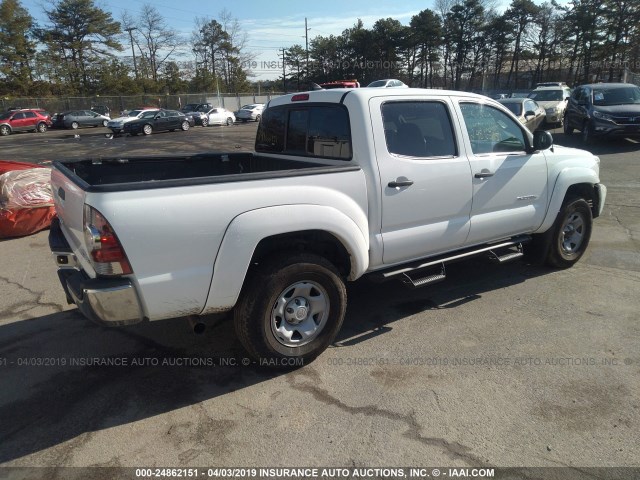 3TMLU4EN8EM152948 - 2014 TOYOTA TACOMA DOUBLE CAB 白色 照片 4