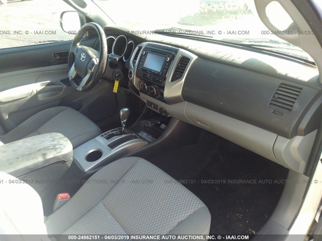 3TMLU4EN8EM152948 - 2014 TOYOTA TACOMA DOUBLE CAB 白色 照片 5