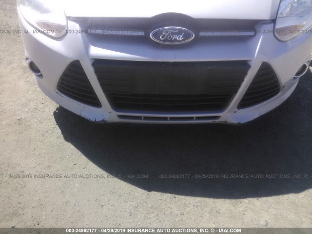 1FAHP3H23CL271729 - 2012 FORD FOCUS SILVER photo 6