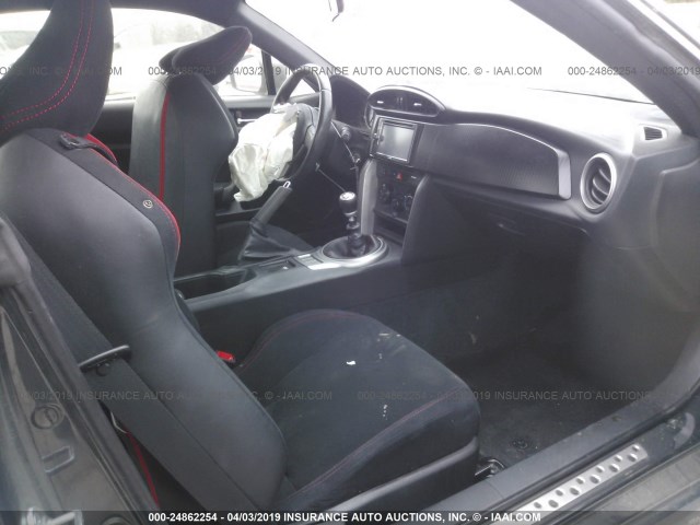 JF1ZNAA16D1703694 - 2013 TOYOTA SCION FR-S GRAY photo 5