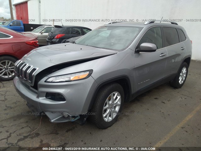 1C4PJMCBXGW218311 - 2016 JEEP CHEROKEE LATITUDE SILVER photo 2