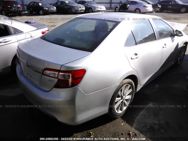 4T1BF1FK2CU086846 - 2012 TOYOTA CAMRY SE/LE/XLE 银色 照片 4