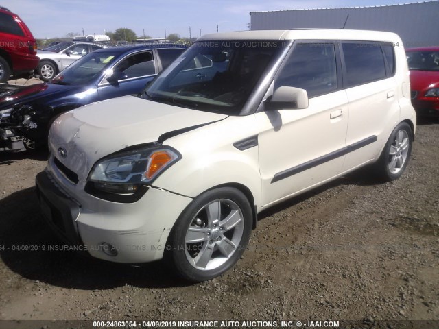 KNDJT2A23A7167758 - 2010 KIA SOUL +/!/SPORT TAN photo 2