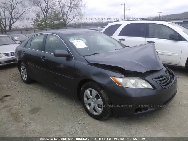 4T1BK46K27U028979 - 2007 TOYOTA CAMRY NEW GENERAT LE/XLE/SE GRAY photo 1