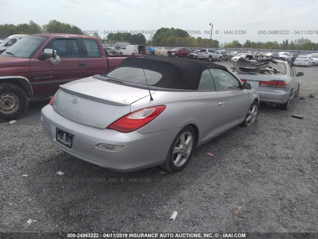 4T1FA38P47U111062 - 2007 TOYOTA CAMRY SOLARA SE/SLE SILVER photo 4