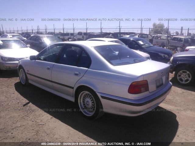 WBADM6341YGU17540 - 2000 BMW 528 I AUTOMATIC SILVER photo 3