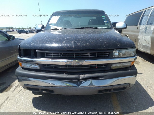 2GCEC19T511118339 - 2001 CHEVROLET SILVERADO C1500 BLACK photo 6