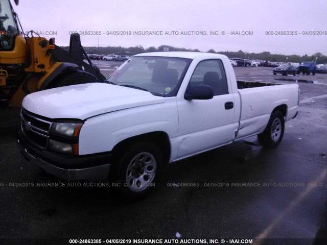 3GCEC14X36G239640 - 2006 CHEVROLET SILVERADO C1500 WHITE photo 2