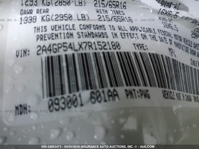 2A4GP54LX7R152180 - 2007 CHRYSLER TOWN & COUNTRY TOURING WHITE photo 9