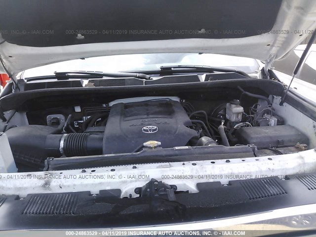 5TFRM5F10HX109649 - 2017 TOYOTA TUNDRA DOUBLE CAB SR/SR5 WHITE photo 10