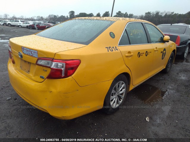 4T1BD1FK7EU131904 - 2014 TOYOTA CAMRY HYBRID/LE/XLE YELLOW photo 4