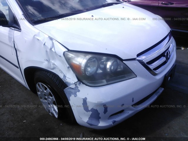 5FNRL382X6B032485 - 2006 HONDA ODYSSEY LX WHITE photo 6