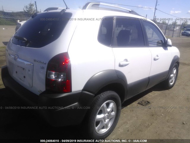 KM8JN72D45U097147 - 2005 HYUNDAI TUCSON GLS/LX WHITE photo 4