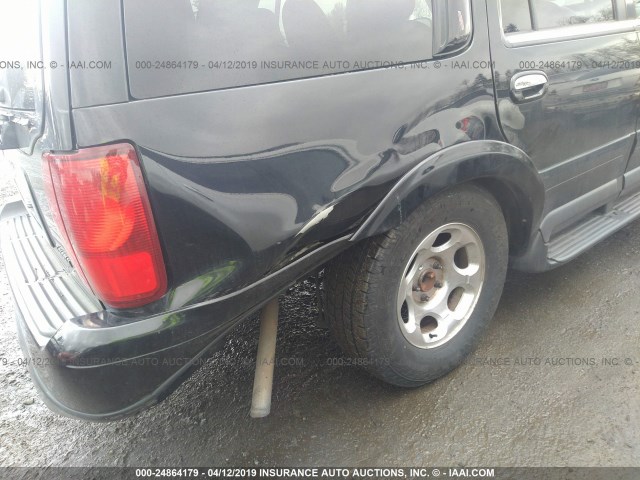 5LMPU28L1WLJ09676 - 1998 LINCOLN NAVIGATOR 黑色 照片 6