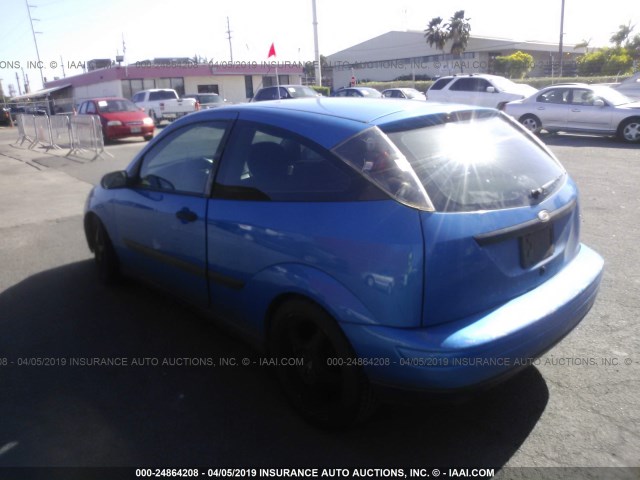 3FAFP31361R198624 - 2001 FORD FOCUS ZX3 BLUE photo 3