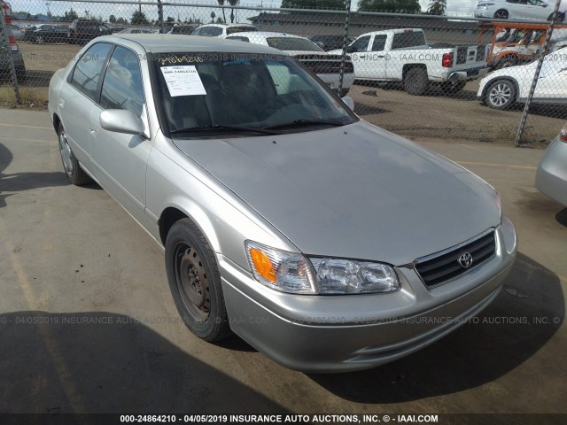 JT2BF22K7Y0241463 - 2000 TOYOTA CAMRY CE/LE/XLE SILVER photo 1