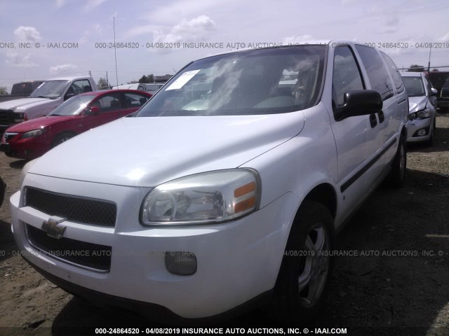 1GNDV23167D160820 - 2007 CHEVROLET UPLANDER LS WHITE photo 2