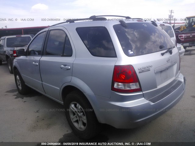 KNDJD733455466354 - 2005 KIA SORENTO EX/LX SILVER photo 3