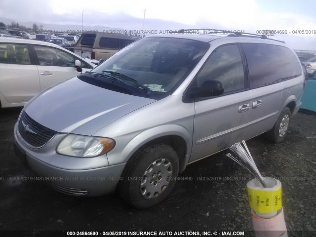 2C4GP443X2R625651 - 2002 CHRYSLER TOWN & COUNTRY LX SILVER photo 2