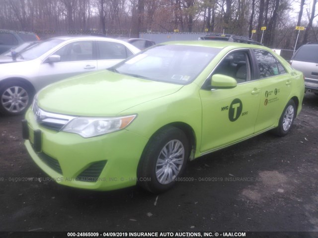 4T1BD1FK8CU037981 - 2012 TOYOTA CAMRY HYBRID/LE/XLE 绿色 照片 2
