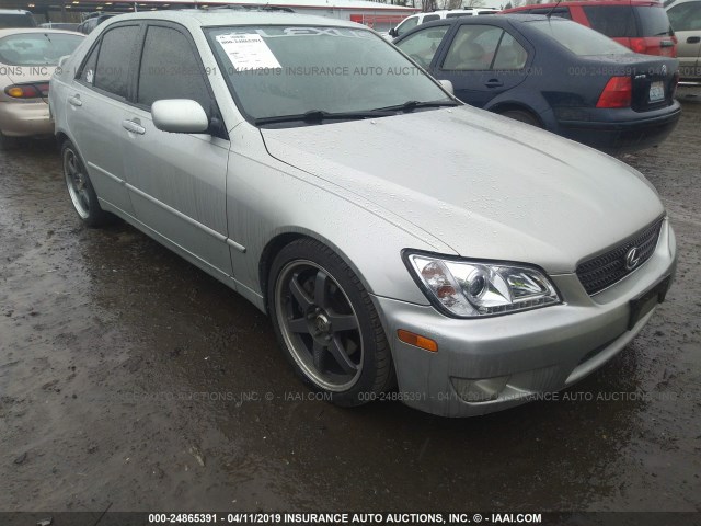 JTHBD192020038384 - 2002 LEXUS IS 300 SILVER photo 1