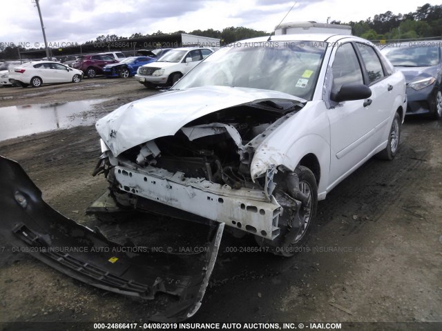 1FAFP34N97W123497 - 2007 FORD FOCUS ZX4/S/SE/SES WHITE photo 2