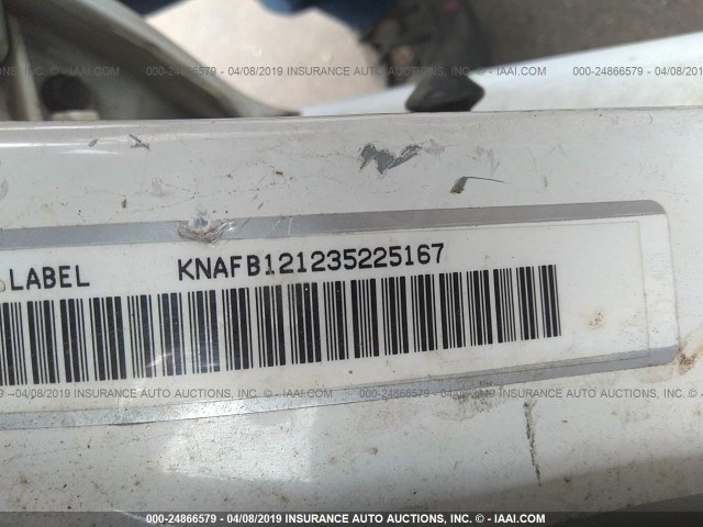 KNAFB121235225167 - 2003 KIA SPECTRA LS WHITE photo 9