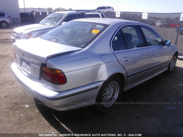 WBADM6345YGU13801 - 2000 BMW 528 I AUTOMATIC SILVER photo 4