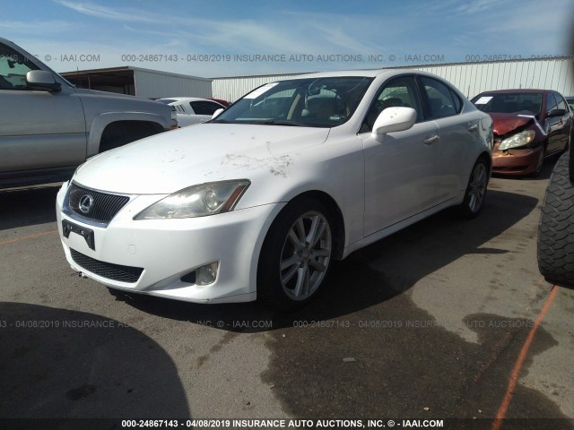 JTHBK262475046501 - 2007 LEXUS IS 250 WHITE photo 2