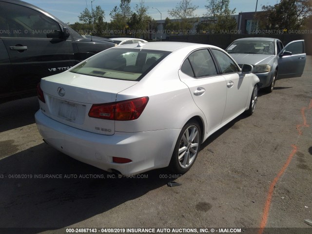 JTHBK262475046501 - 2007 LEXUS IS 250 WHITE photo 4