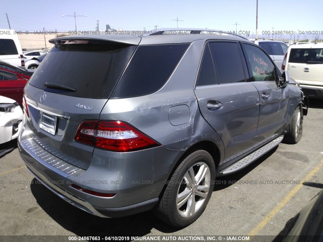 4JGDA5HBXCA001281 - 2012 MERCEDES-BENZ ML 350 4MATIC SILVER photo 4