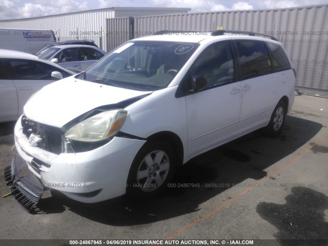 5TDZA23CX5S323367 - 2005 TOYOTA SIENNA CE/LE WHITE photo 2